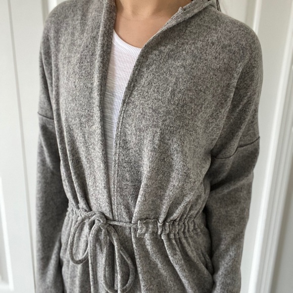 MELLOW - Heather Grey Hoodie - Picture 5 of 8